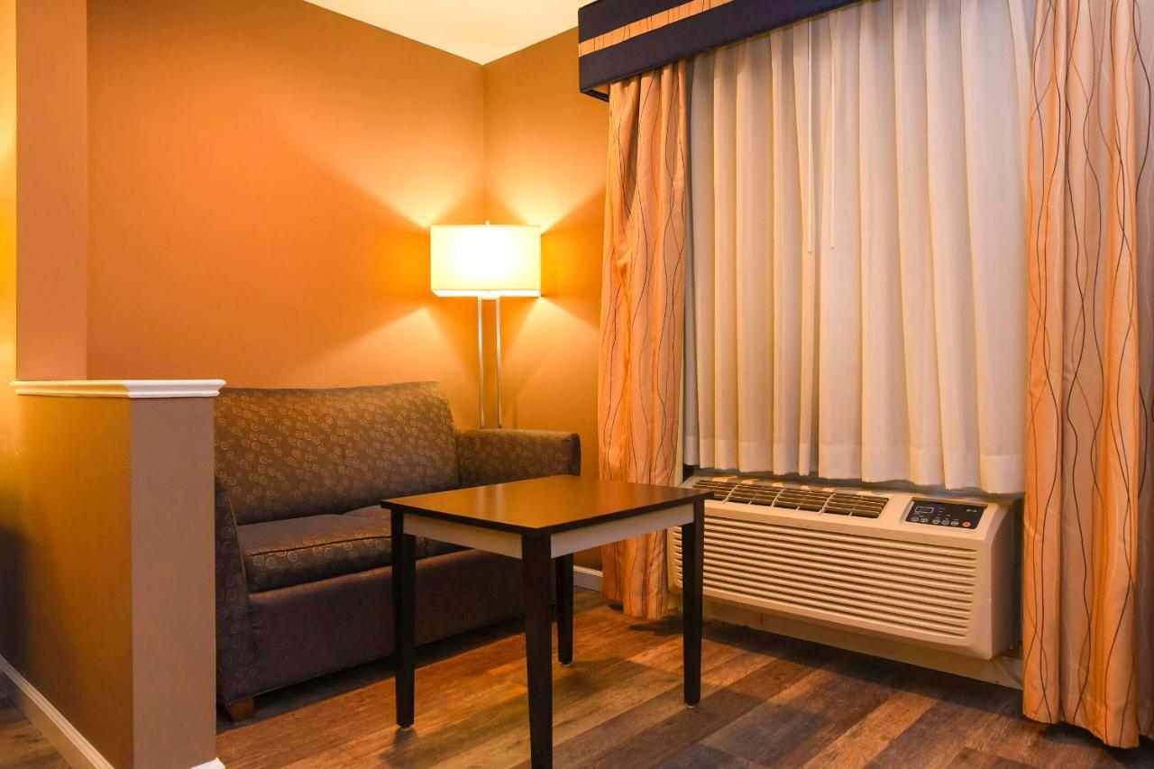 Capital Inn And Suites Rensselaer Zewnętrze zdjęcie