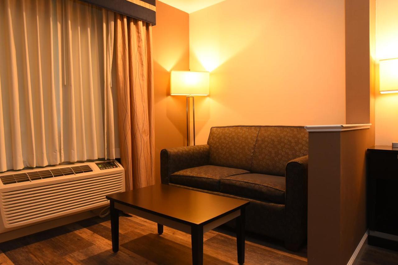 Capital Inn And Suites Rensselaer Zewnętrze zdjęcie